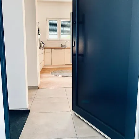 Modernes Am Mit Terrasse Apartment