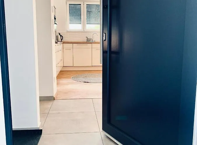 Modernes Am Mit Terrasse Apartamento